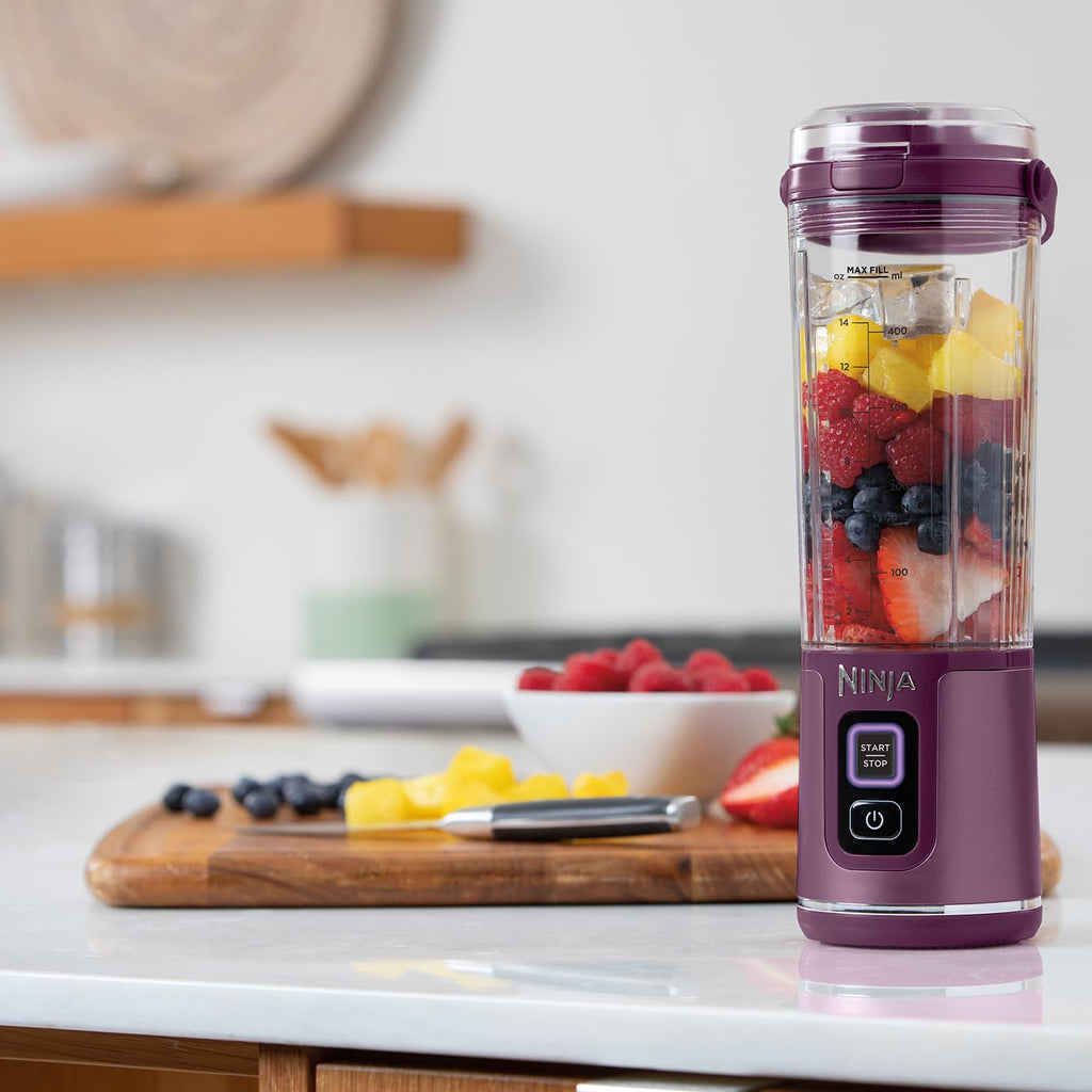 Ninja Blast Tragbarer Mixer / Blender / Smoothie Maker, 530ml Becher, Auslaufsicherer Deckel, Leistungsstarker Mini Standmixer, Kabellos & Wiederaufladbar, Zerkleinert Eis & Obst, Blau, BC151EUNV