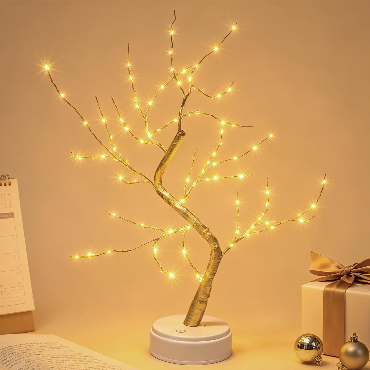 Kinamy LED Baum Lichter, LED Lichterbaum, Baum Licht Warmweiß Verstellbare Äste, 108 LED Baum Lampe Dekobaum Belichtet Baumbeleuchtung Innen Deko,USB/Batteriebetrieben