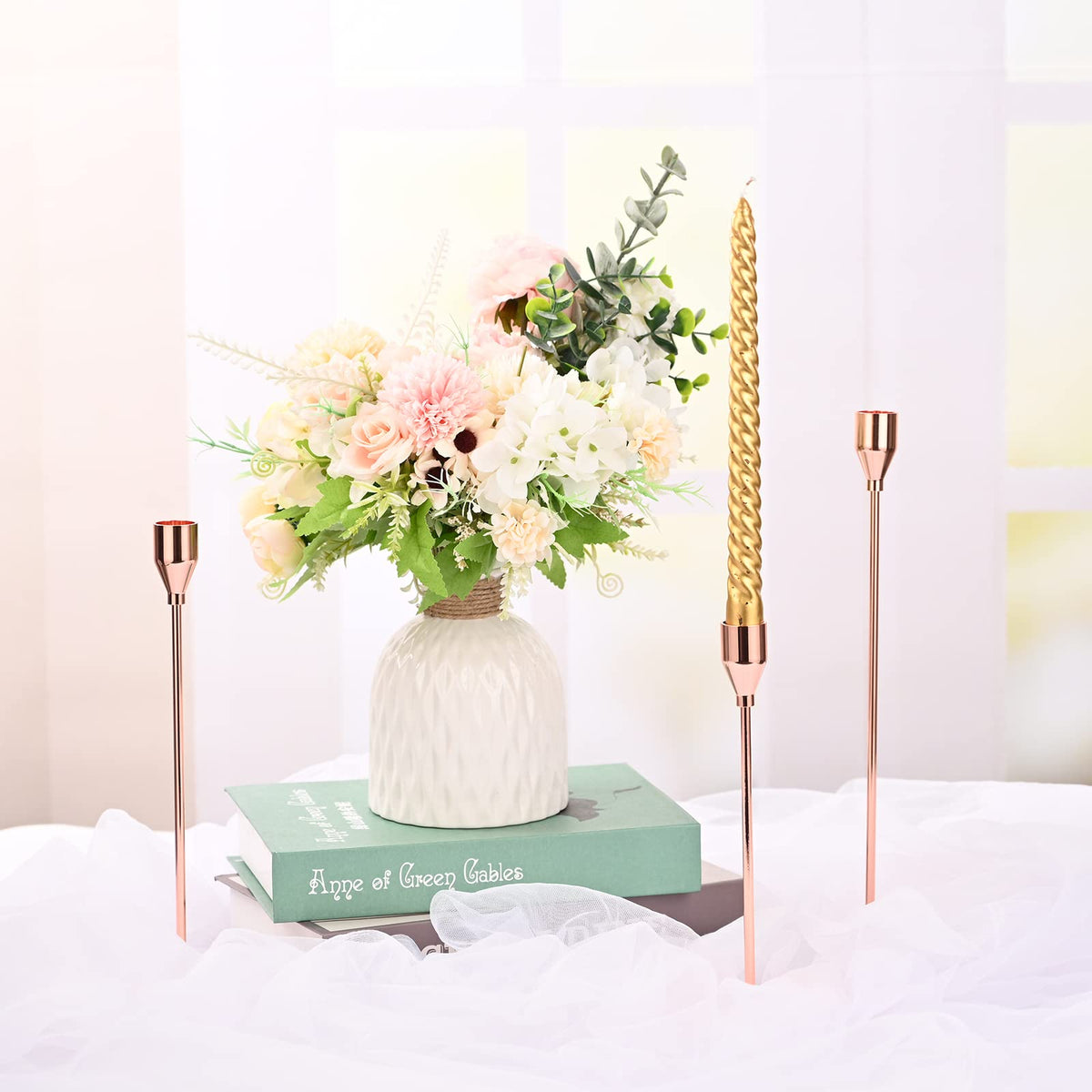 Pesonlook Set mit 24 Kerzenhaltern, Goldfarben, Konisch