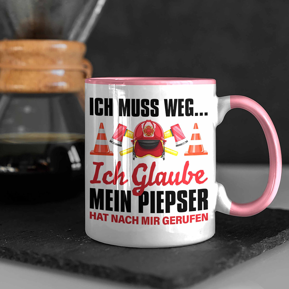 Trendation - Feuerwehr Tasse Geschenk für Feuerwehrmann Geburtstag Männer Spruch (Schwarz)