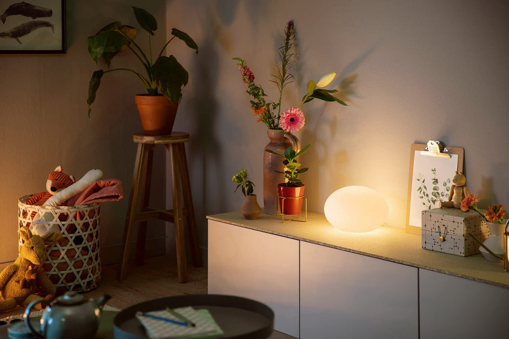 Philips Hue Flourish Tischleuchte, dimmbare LED Leuchte, weißes und farbiges Licht, 16 Millionen Farben, indirekte Beleuchtung über App steuerbar, kompatibel mit Alexa, Neue Generation