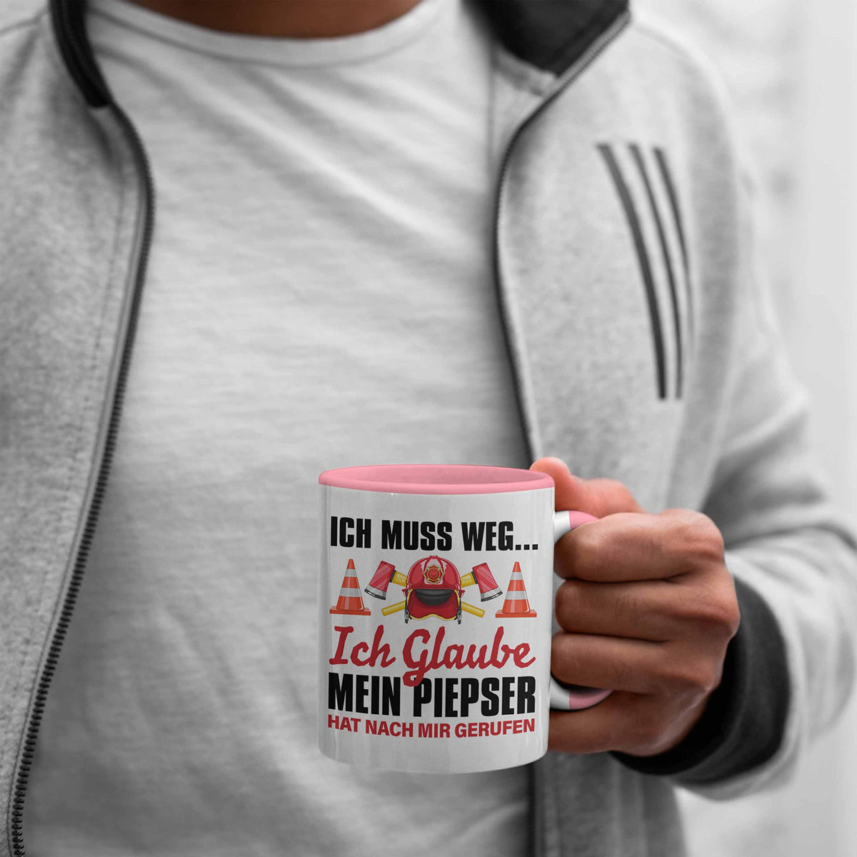 Trendation - Feuerwehr Tasse Geschenk für Feuerwehrmann Geburtstag Männer Spruch (Schwarz)