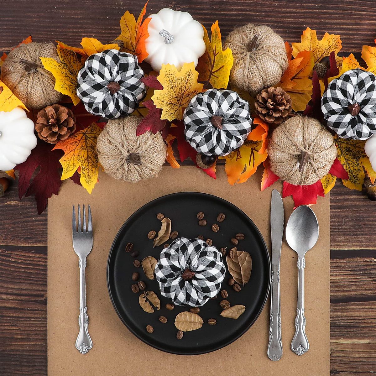 Benjia Kürbis Herbst Deko Dekoration Draußen, Groß Mini Orange Kürbisse Schaumstoff Zierkürbisse Herbstdeko Herbstdekorationen Halloween (Orange, 16 Stück)
