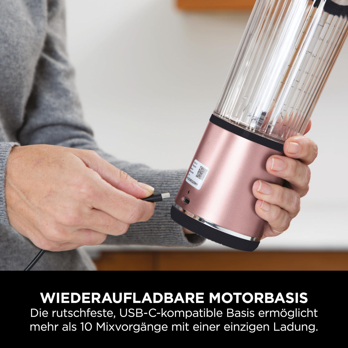 Ninja Blast Tragbarer Mixer / Blender / Smoothie Maker, 530ml Becher, Auslaufsicherer Deckel, Leistungsstarker Mini Standmixer, Kabellos & Wiederaufladbar, Zerkleinert Eis & Obst, Blau, BC151EUNV