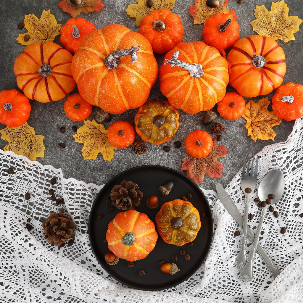 Benjia Kürbis Herbst Deko Dekoration Draußen, Groß Mini Orange Kürbisse Schaumstoff Zierkürbisse Herbstdeko Herbstdekorationen Halloween (Orange, 16 Stück)